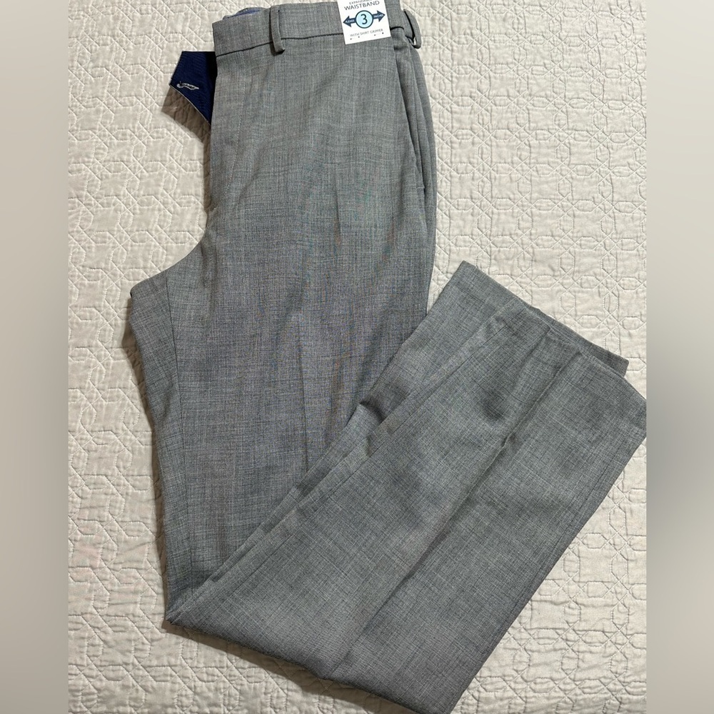 NWT Men’s Saddlebred comfort flex  slacks 34/32